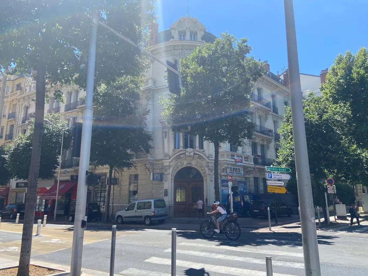 Nice Centre: A 300M De La Mer Et De La Promenade Des Anglais Apartment